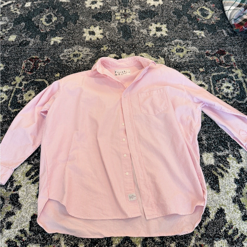 Frank and Eileen Shirley size M